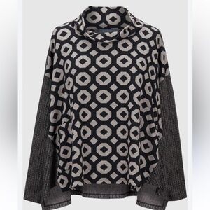 Alembika Retro Oversized Top Taupe/Blk M